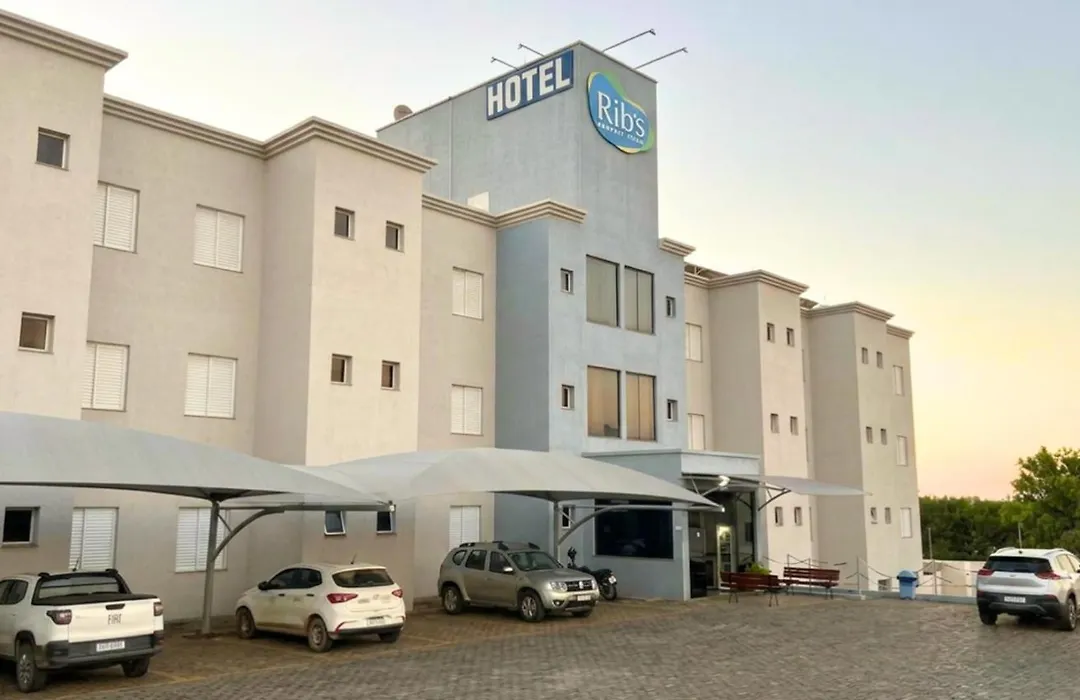 Ribs Hotel-1